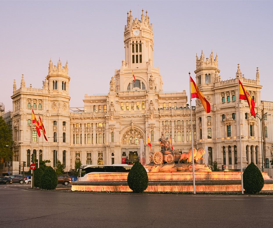 Comprar vivienda en España requisitos legales
